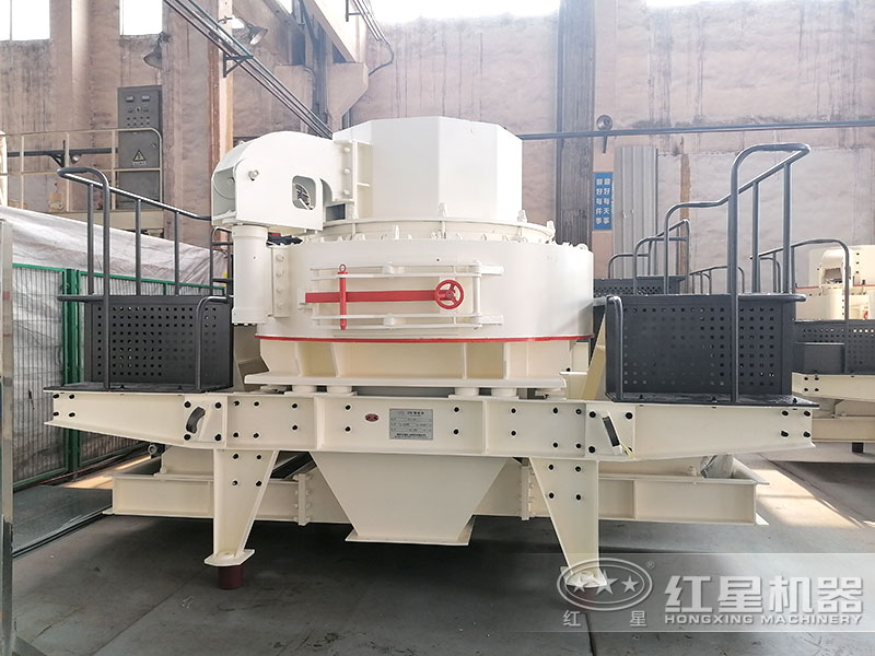 進(jìn)料尺寸為硬料：35mm,軟料30mm，處理能力120-180t/h，雙電機功率為4p 110kw