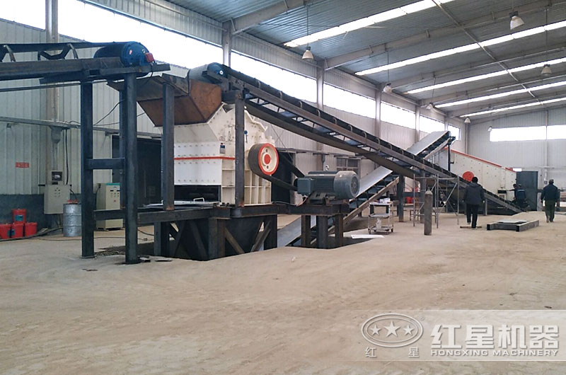 細(xì)碎制砂機(jī)工作現(xiàn)場圖片 細(xì)碎制砂機(jī)工作現(xiàn)場圖片