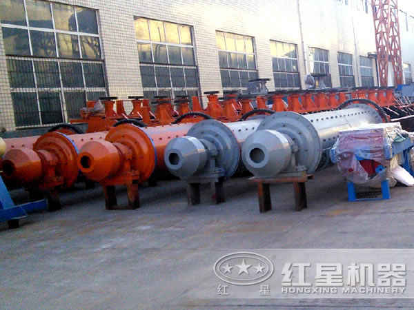 新型節(jié)能球磨機(jī) 新型節(jié)能球磨機(jī)