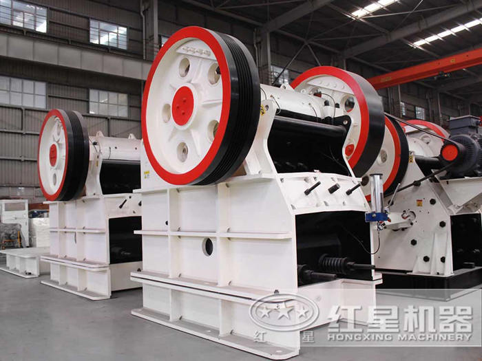 鄂式破碎機(jī) 鄂式破碎機(jī)