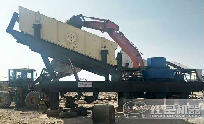 移動制砂機鵝卵石施工現(xiàn)場 移動制砂機鵝卵石施工現(xiàn)場