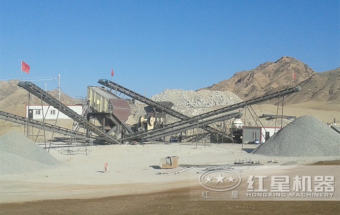 鵝卵石破碎現(xiàn)場 鵝卵石破碎現(xiàn)場