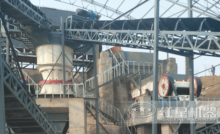 單缸圓錐破碎機(jī)施工現(xiàn)場 單缸圓錐破碎機(jī)施工現(xiàn)場