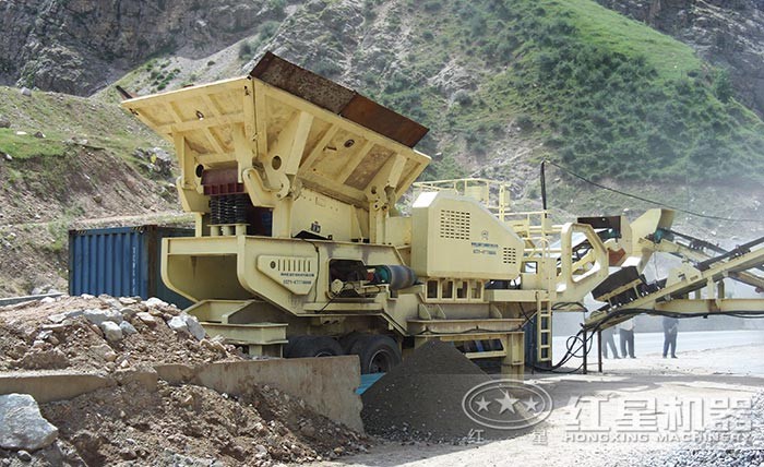 混凝土粉碎機(jī)現(xiàn)場(chǎng) 混凝土粉碎機(jī)現(xiàn)場(chǎng)