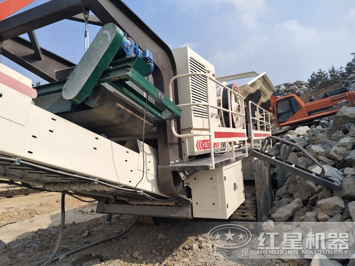 履帶式粉碎機(jī) 履帶式粉碎機(jī)