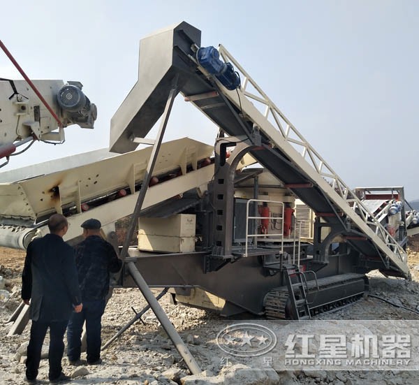 履帶式移動(dòng)圓錐破碎機(jī) 履帶式移動(dòng)圓錐破碎機(jī)