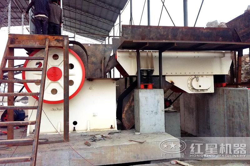 廣西采石場配置紅星機(jī)器的打石頭機(jī)器，更環(huán)保