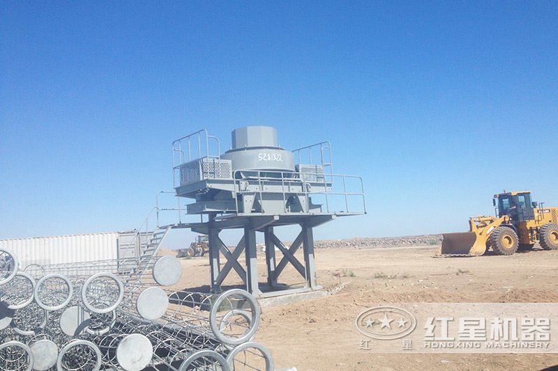 砂石骨料生產(chǎn)設(shè)備現(xiàn)場(chǎng)安裝 砂石骨料生產(chǎn)設(shè)備現(xiàn)場(chǎng)安裝