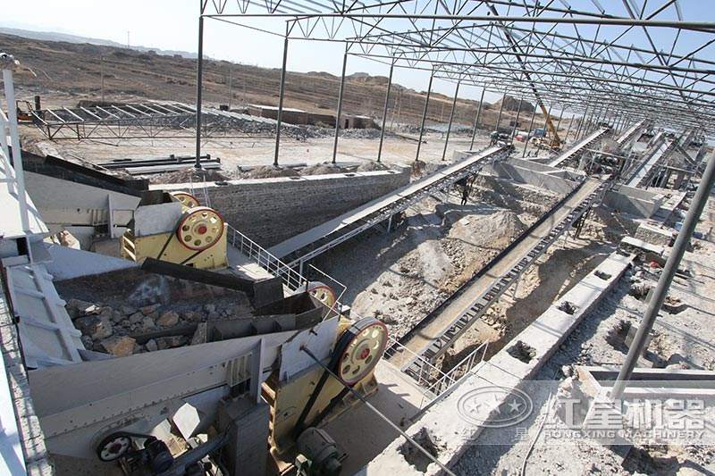 顎式磕石子機現(xiàn)場 顎式磕石子機現(xiàn)場